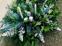 Load image into Gallery viewer, Christmas Fresh Table Centrepiece Display - Strelitzia's Floristry & Irish Craft Shop