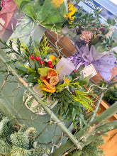 Load image into Gallery viewer, Bespoke Christmas Table Centrepiece Displays - Strelitzia's Floristry & Irish Craft Shop