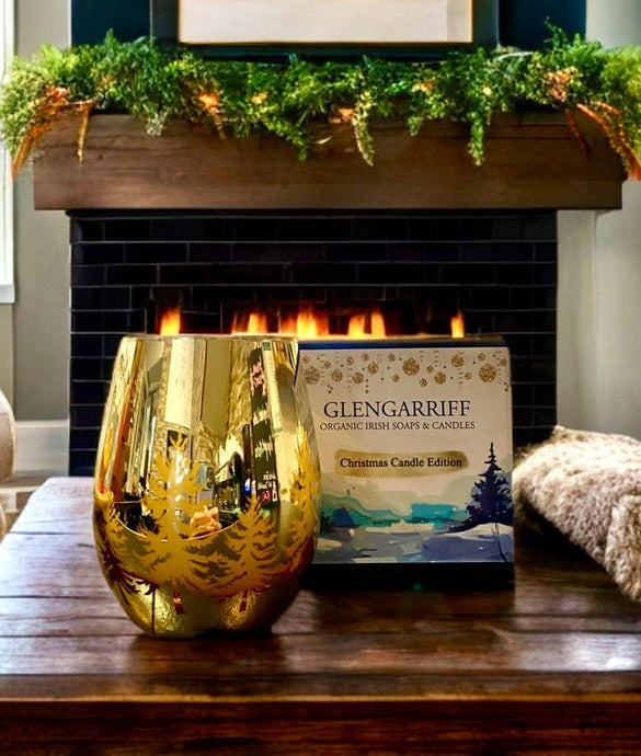 A Christmas Glengarriff Organic Soy Christmas 400g Candle