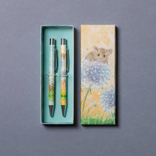 Load image into Gallery viewer, The Gifted Stationery Company - Gift Pen Set - The Wildlife