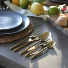Load image into Gallery viewer, Rinkit Ltd - Stainless Steel Cake Fork - 15cm