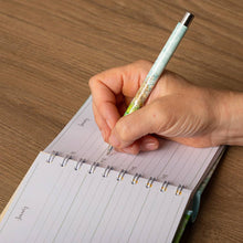Load image into Gallery viewer, The Gifted Stationery Company - Gift Pen Set - The Wildlife