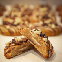 Load image into Gallery viewer, Gael Pâtisserie - COOKIE | COOKIE - 3 Chocolates - Strelitzia&#39;s Florist &amp; Irish Craft Shop