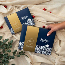 Load image into Gallery viewer, Skelligs Chocolate - 20 Chocolate Box - Strelitzia&#39;s Florist &amp; Irish Craft Shop