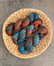Load image into Gallery viewer, Die Wollwichtel - KRONOS, hand-dyed wool as a skein - Strelitzia&#39;s Florist &amp; Irish Craft Shop