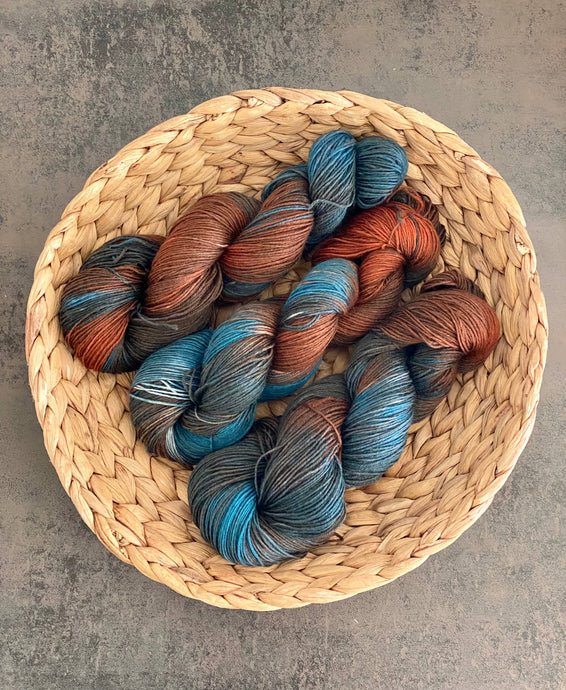 Die Wollwichtel - KRONOS, hand-dyed wool as a skein - Strelitzia's Florist & Irish Craft Shop