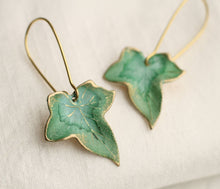 Load image into Gallery viewer, Clover Green Ivy Leaf Earrings