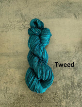 Load image into Gallery viewer, Die Wollwichtel - Aerizusa/blue turquoise - Strelitzia&#39;s Florist &amp; Irish Craft Shop