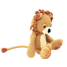 Load image into Gallery viewer, Crochet Lion