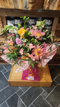 Load image into Gallery viewer, A Dahlia Beauty Fresh Flower Bouquet