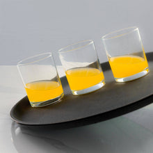 Load image into Gallery viewer, Rinkit Ltd - Black 40.5cm Round Non-Slip Serving Tray - By Argon Tableware