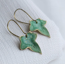 Load image into Gallery viewer, Clover Green Ivy Leaf Earrings