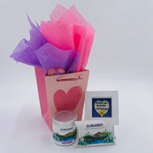 Load image into Gallery viewer, If Moms were flowers... - Gift Box (2 Colours) - Strelitzia&#39;s Floristry &amp; Irish Craft Shop