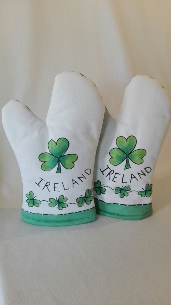 Irish shamrock Oven gloves - Pair (Set of 2) - Strelitzia's Floristry & Irish Craft Shop