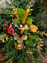 Load image into Gallery viewer, Christmas Fresh Red &amp; Gold Table Centrepiece Display - Strelitzia&#39;s Floristry &amp; Irish Craft Shop